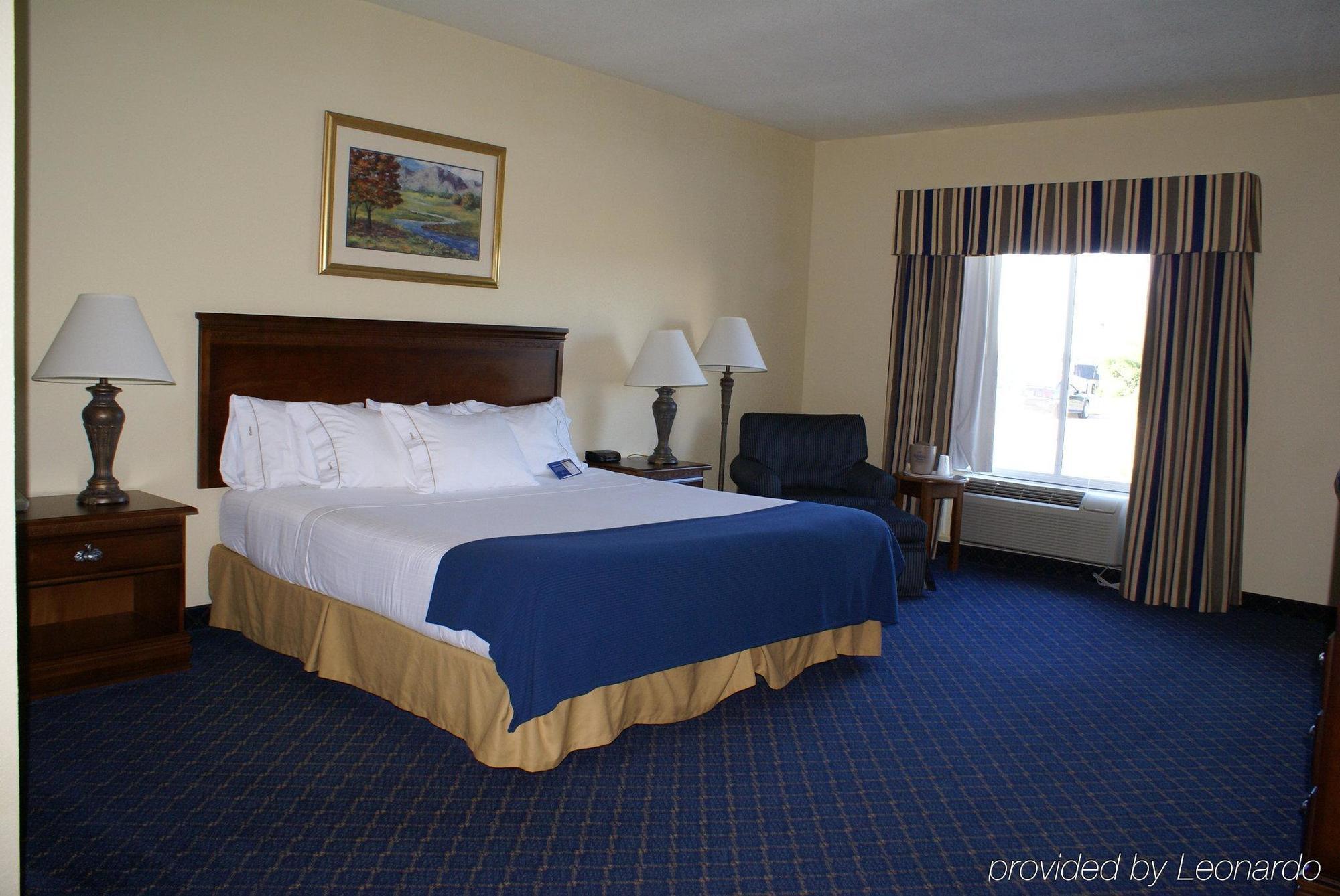 Holiday Inn Express Hotels & Suites Mountain Home By Ihg Rom bilde