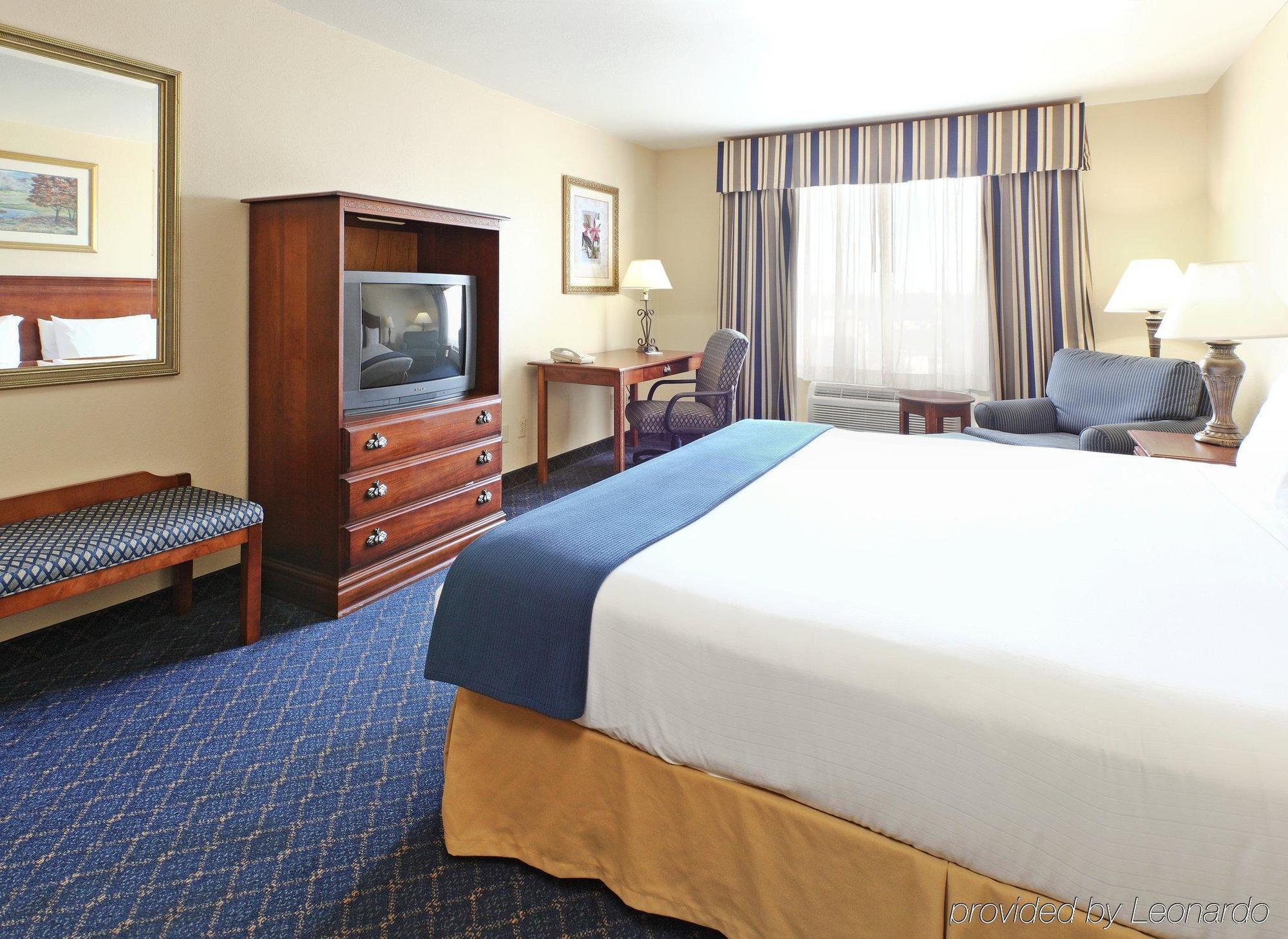 Holiday Inn Express Hotels & Suites Mountain Home By Ihg Rom bilde